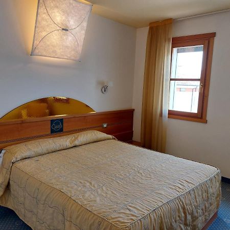 Hotel Ristorante La Casona Фелтре Екстериор снимка