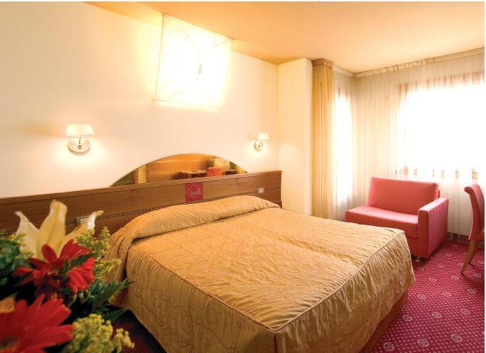 Hotel Ristorante La Casona Фелтре Екстериор снимка