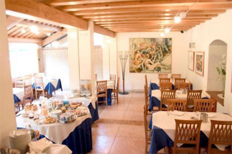 Hotel Ristorante La Casona Фелтре Екстериор снимка