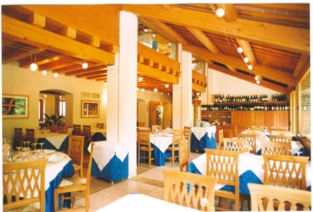 Hotel Ristorante La Casona Фелтре Екстериор снимка